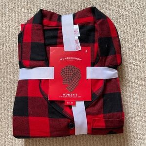Womens checkered pajamas